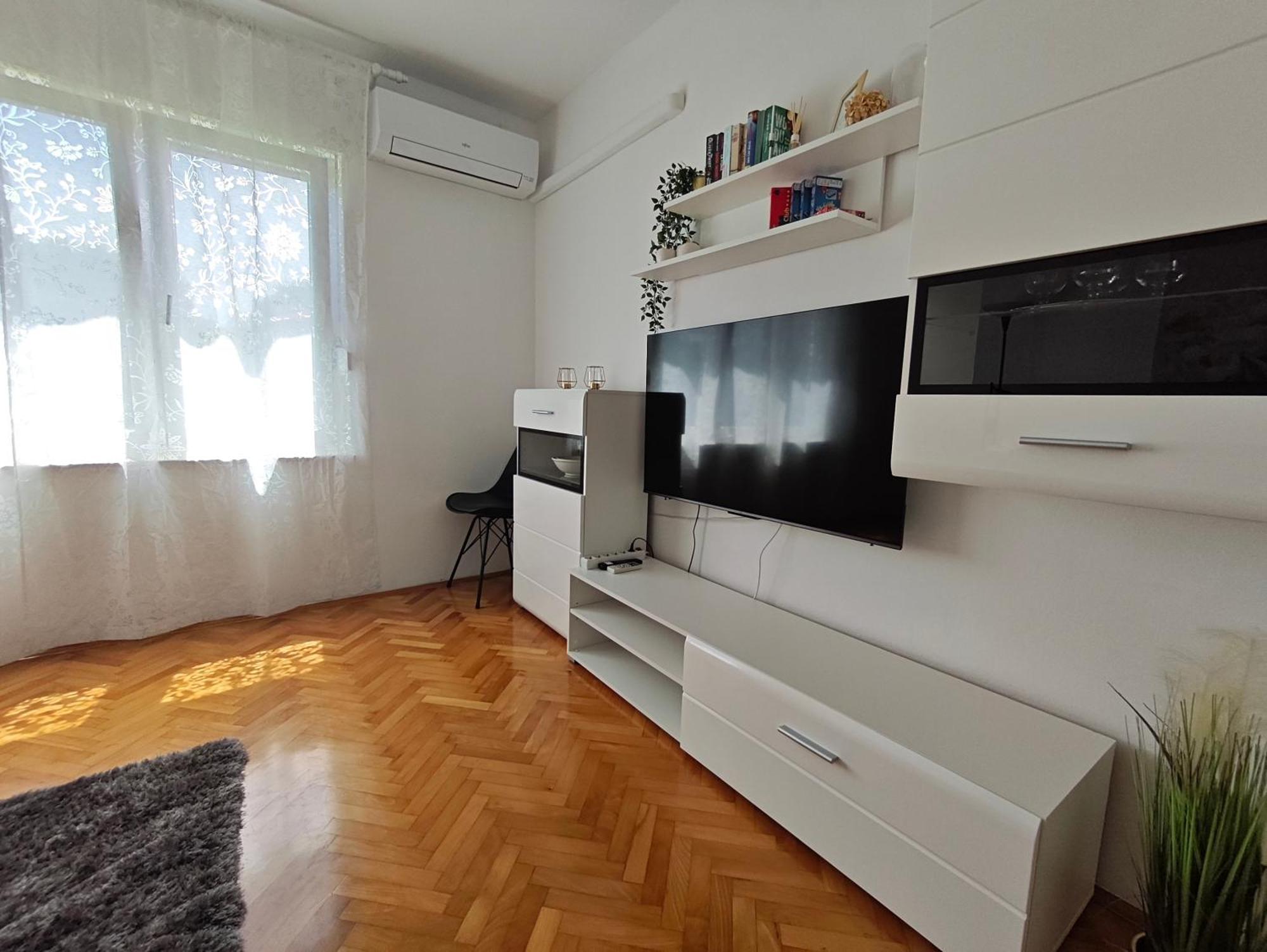 Antemma Apartment